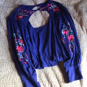 FREE PEOPLE NAVY FLORAL BLOUSE!